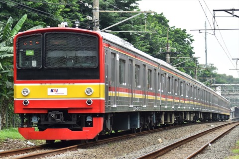 新ロゴで運用再開 5系武蔵野線m51編成 Jabodetabek Commuters News