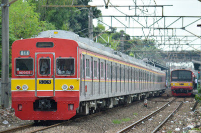 5809F脱線事故（4月6日） : JABODETABEK COMMUTERS NEWS