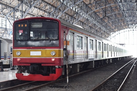 タンジュンプリオク駅