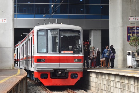 05 102fが再びの離脱 週刊マンガライレポ トvol 281 Jabodetabek Commuters News