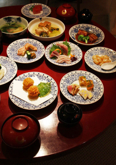 長崎卓袱(しっぽく)料理「アジサイ揚げ」を楽しみませんか?