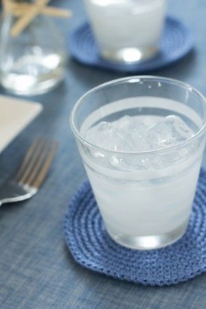 上澄みがなくなり、ふつうより濃厚になった澱に 氷をいれていただくと、またいつもと違った風味が楽しめます。