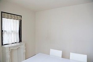 両面テープで壁紙を張れるって本当？