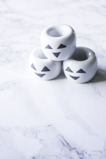 MUJIの歯ブラシスタンドをハロウィン仕様に