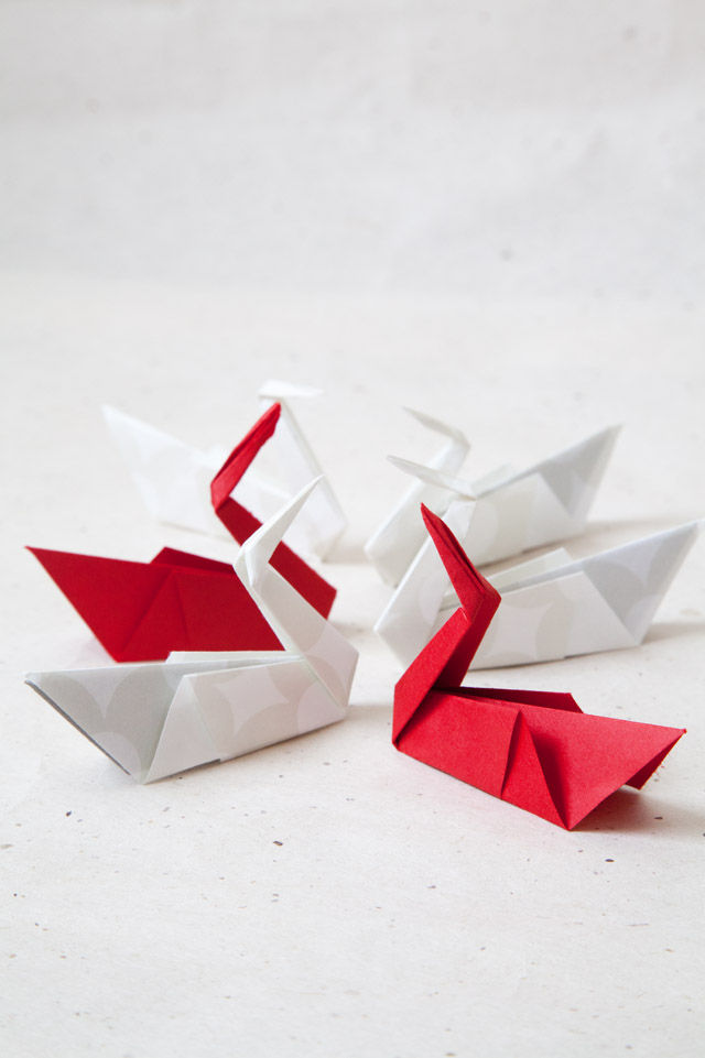 簡単 和モダンなテーブルに合う 折り紙で作る鶴の箸置き 窪田千紘