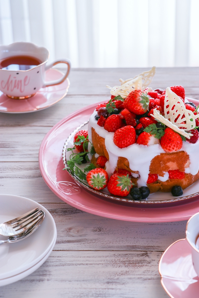 女子ウケ抜群 チョコペン蝶々の 乗せるだけ ケーキの作り方 窪田千紘フォトスタイリングwebマガジン Klastyling Powered By ライブドアブログ