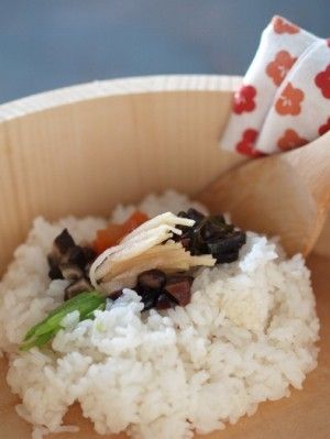 おせちの残りでちらし寿司＆五目ご飯