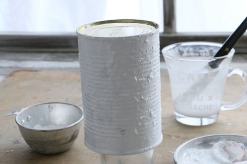 男前リメ缶を、セリアの転写シールで