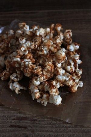 4.クッキングペーパーの上で冷ましたら出来上がり♪