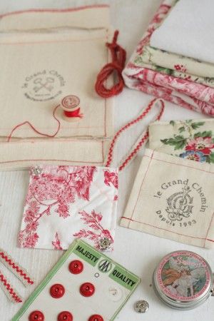 かわいくて実用的！簡単手づくりポットハンドルカバー＆ティーマット