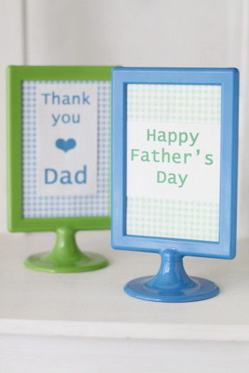 こんな風に文字をパソコンで入力したり、 お子さんが描いたパパの絵を飾れば、 パパの疲れも吹き飛んじゃうかも～！！