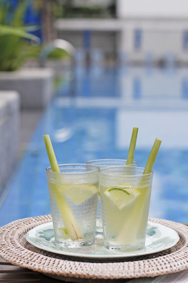 自然素材のストローでリゾート風レモングラスアイスティー 窪田千紘フォトスタイリングwebマガジン Klastyling Powered By ライブドアブログ