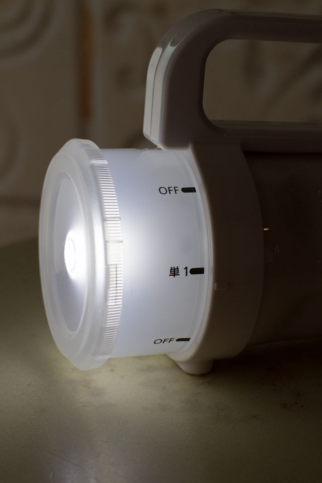 災害を経験してこその発想! 乾電池の種類を選ばない懐中電灯 窪田千紘フォトスタイリングWebマガジン「Klastyling」 Powered by ライブドアブログ 災害を経験してこその発想! 乾電池の種類を選ばない懐中電灯 窪田千紘フォトスタイリングWebマガジン「Klastyling」 Powered by ライブドアブログ