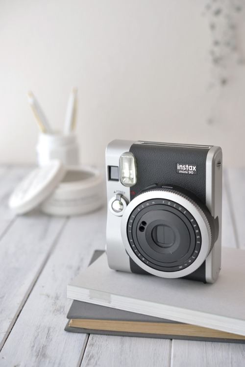 進化したチェキ"instax mini90"がすごい