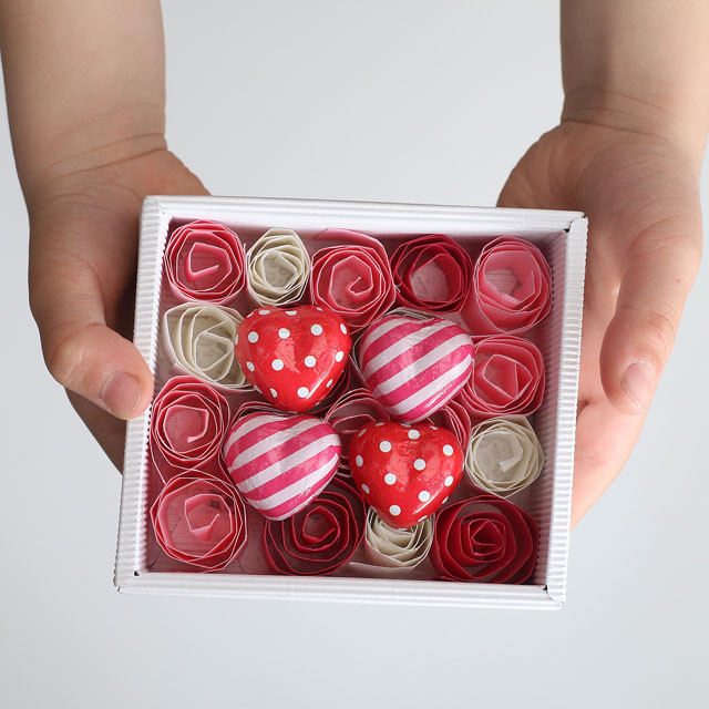 あそび育★こどもからパパへ 画用紙で作るバラのバレンタインギフト