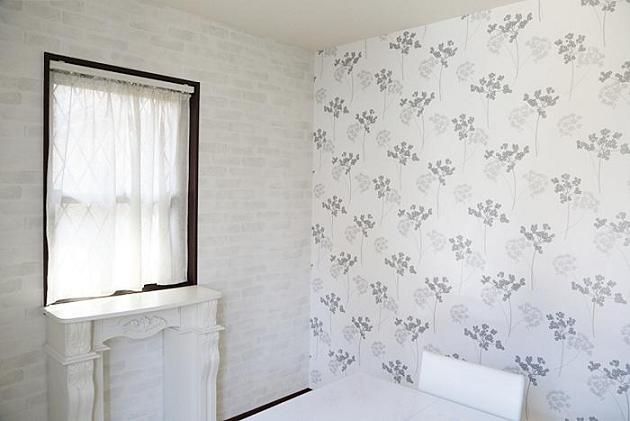 両面テープで壁紙を張れるって本当 窪田千紘フォトスタイリングwebマガジン Klastyling Powered By ライブドアブログ