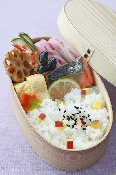 r_1004 美味しそうに見えるお弁当盛り付けのコツ