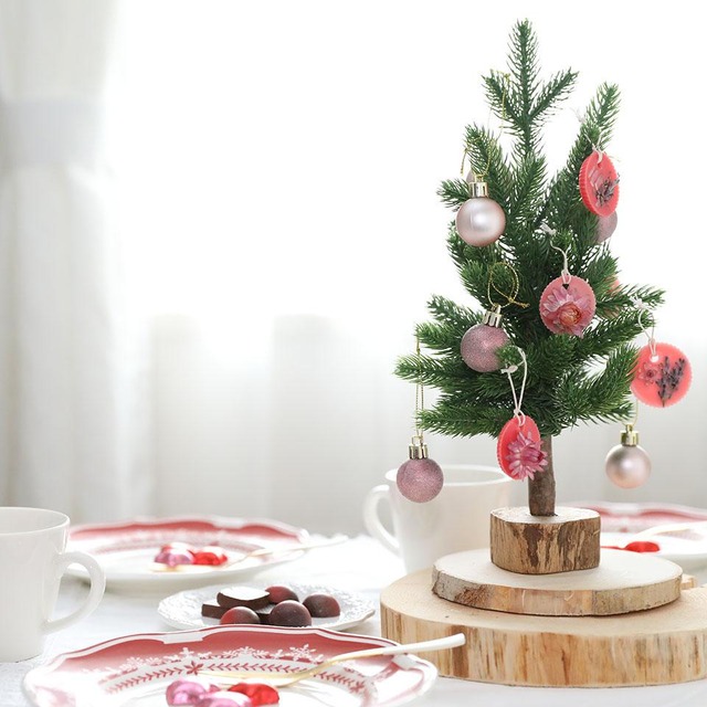 ダイソー アロマキャンドル クリスマス ツリー オーナメント