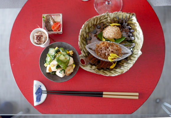 すばらしい!和食器の脇役、折敷(おしき) : StudioF 食器 INDEX