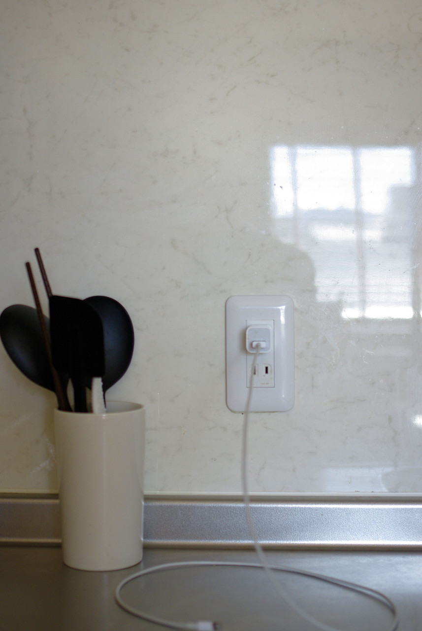 セリアで見つけた超便利グッズ スマホ充電がスマートに ココロのくらし ニトリマニアの 静岡 整理収納アドバイザー Powered By ライブドアブログ