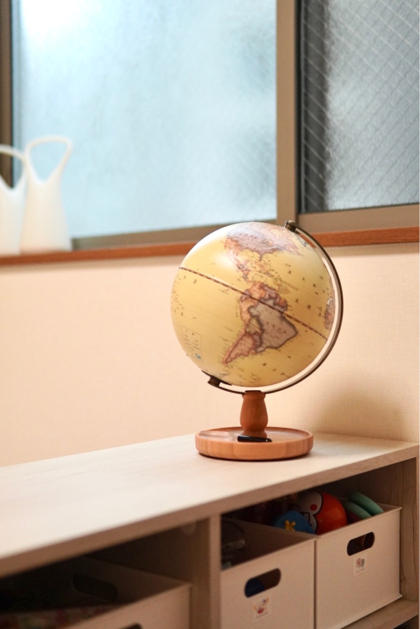 地球儀は 光る とインテリアになる 子供の興味も3倍増し もちろん勉強にも使えるよ ココロのくらし ニトリマニアの 静岡 整理収納アドバイザー Powered By ライブドアブログ