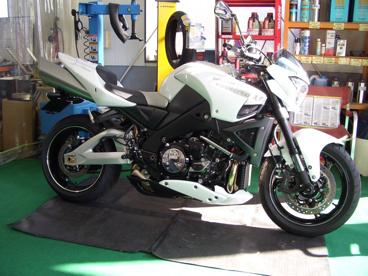 スズキ ｇｓｘ1300 ｂ ｋｉｎｇ モーターサイクルプロショップ ケィマックスのブログ