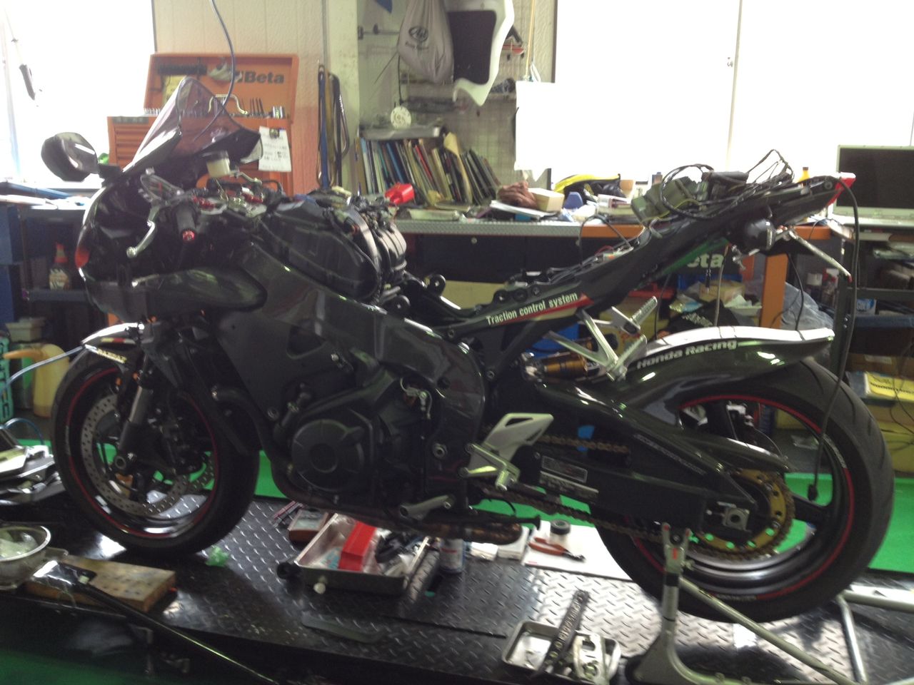 ホンダ/CBR1000RR（無限仕様） : モーターサイクルプロ 