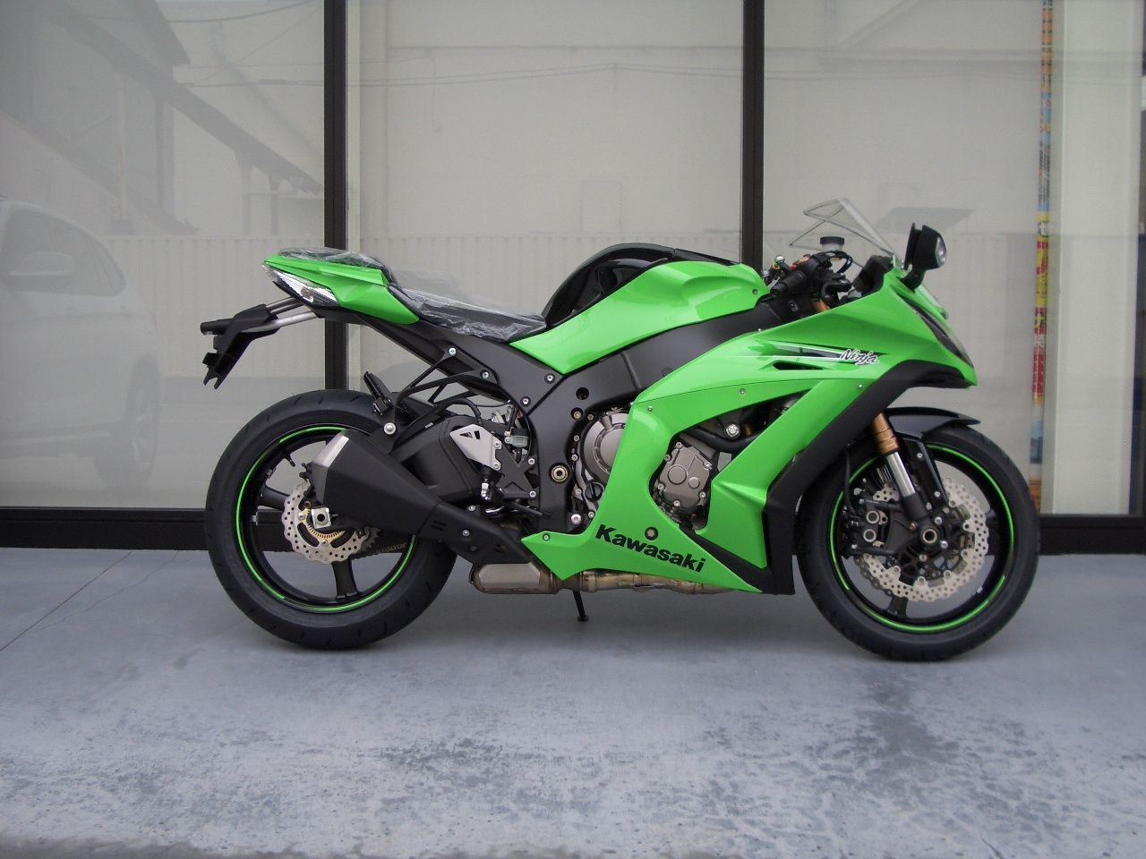 カワサキ/ZX-10R【2011モデル】入荷！ : モーターサイクルプロ