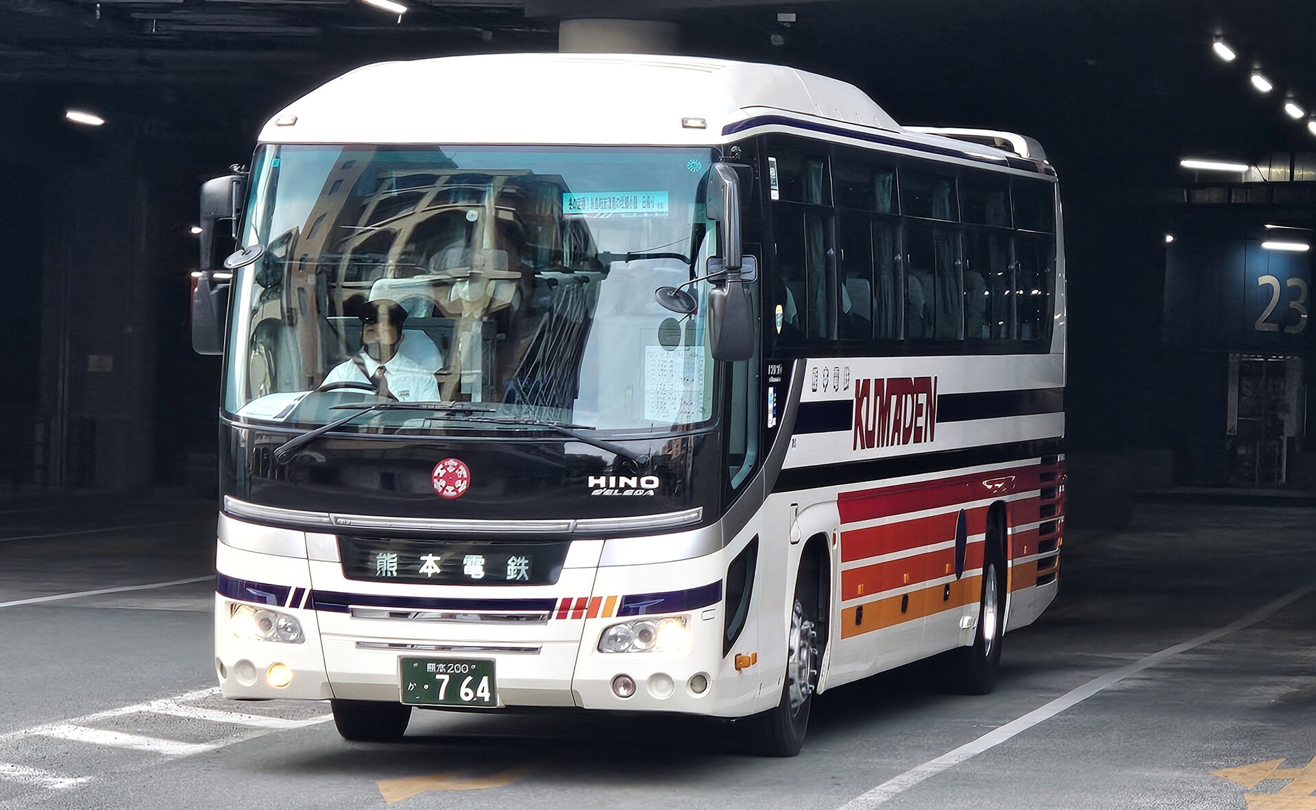 熊本電気鉄道 熊本200か764 : 🚌BUS画像館熊本🚏九州産交バス 空港