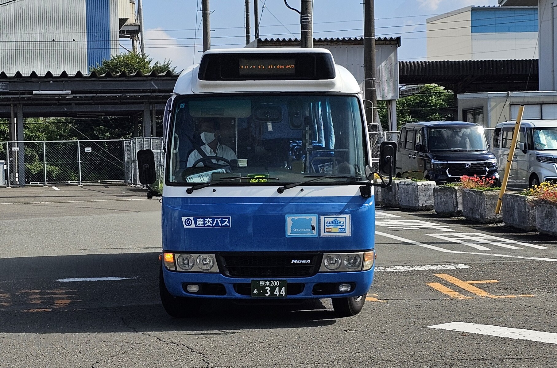 産交バス 熊本200あ344 : 🚌BUS画像館熊本🚏九州産交バス 運転士の