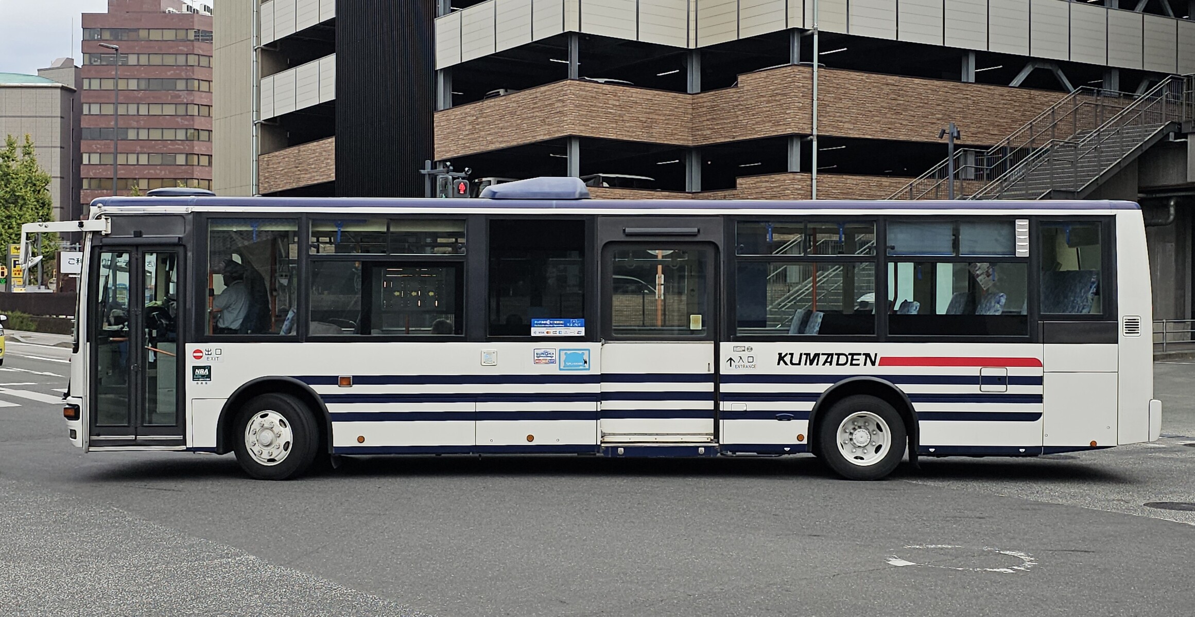 熊本電気鉄道 熊本200か1458 : 🚌BUS画像館熊本🚏九州産交バス 空港
