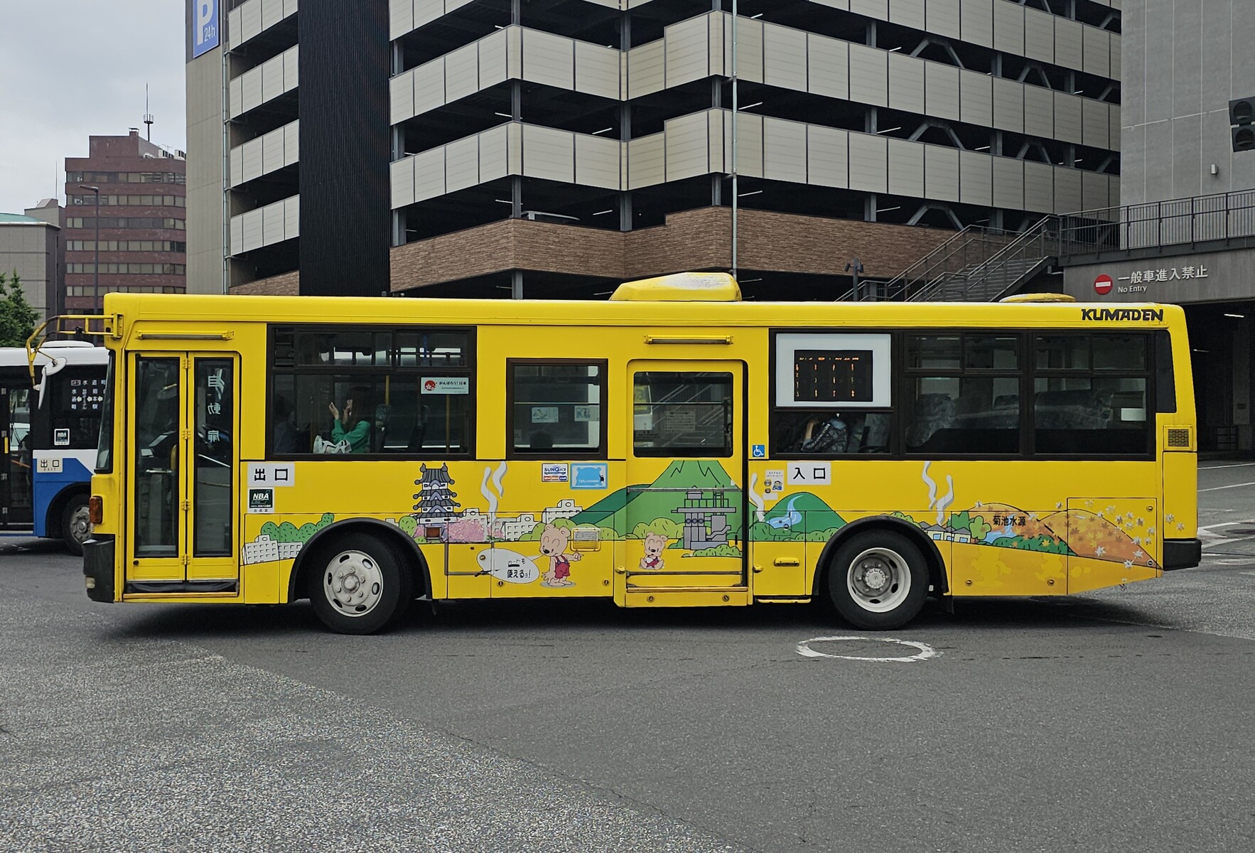 熊本電気鉄道 熊本200か326 : 🚌BUS画像館熊本🚏九州産交バス 空港