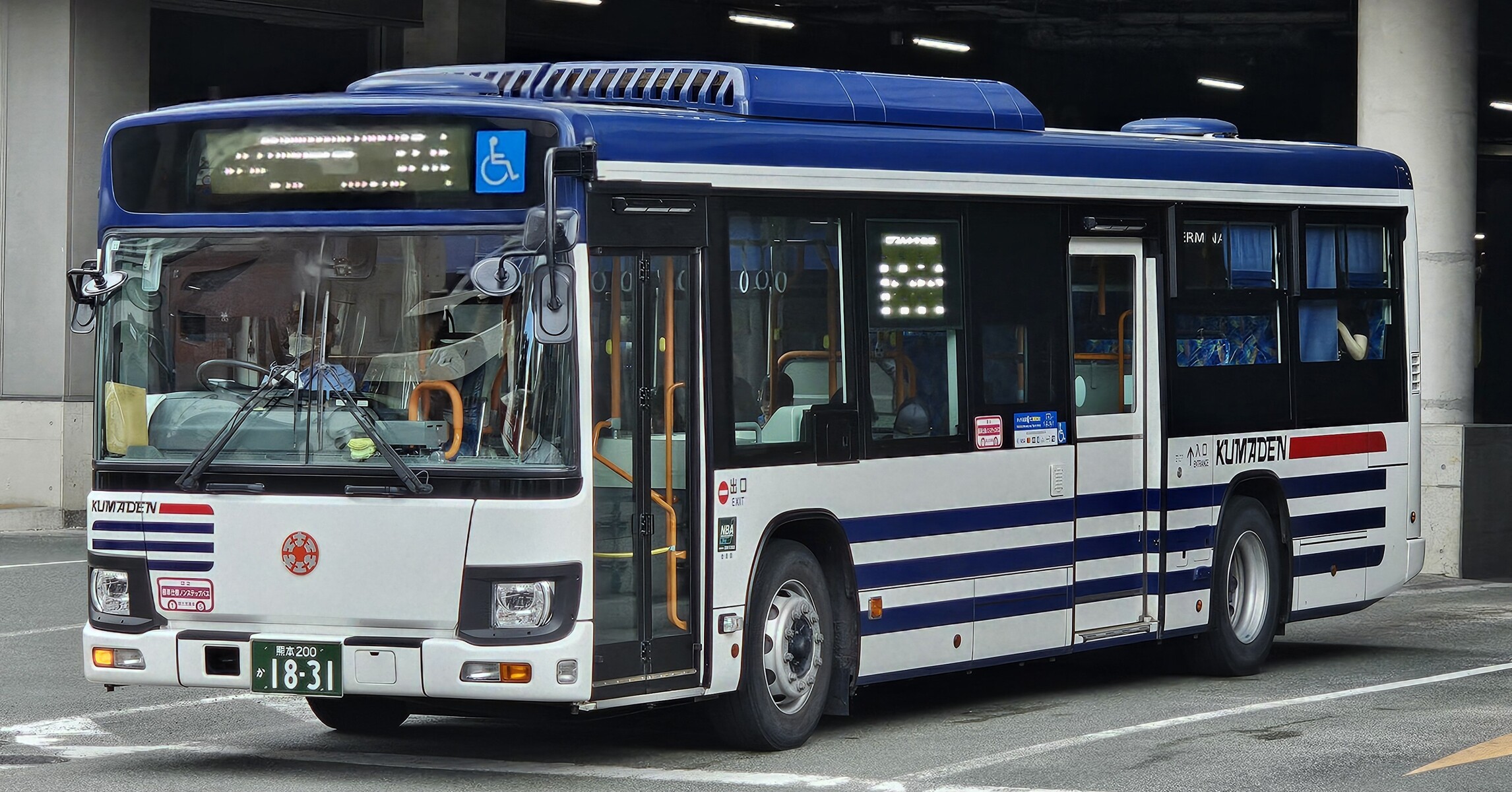 熊本電気鉄道 熊本200か1831 : 🚌BUS画像館熊本🚏九州産交バス 空港