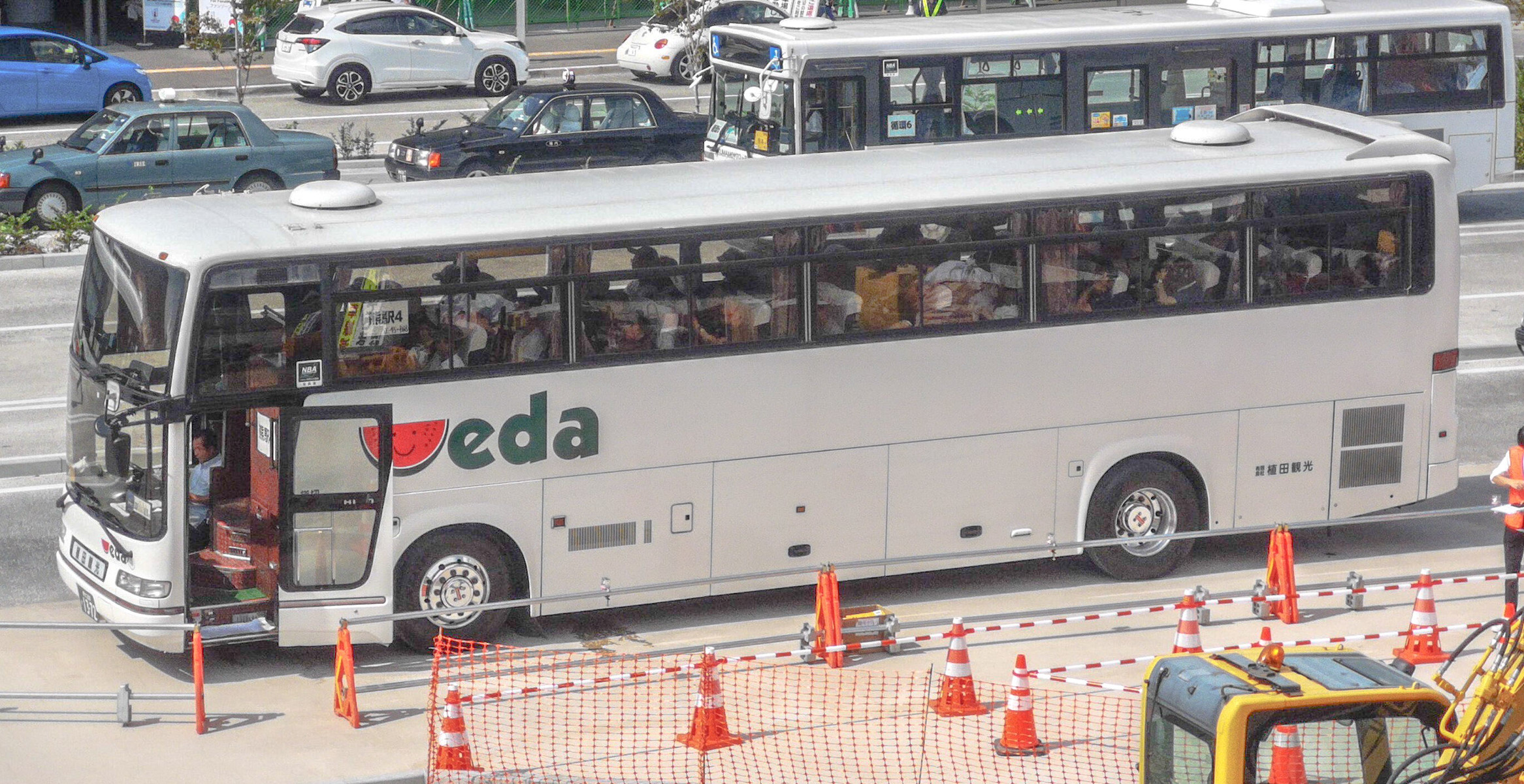 植田観光 熊本0か1372 ｂｕｓ画像館熊本 12月24日 土 は バス 電車無料の日 熊本市を一部でも通過するバス 産交バス 電鉄 バス 熊本バス 熊本都市バス 電車 電鉄電車 熊本市電 を終日無料