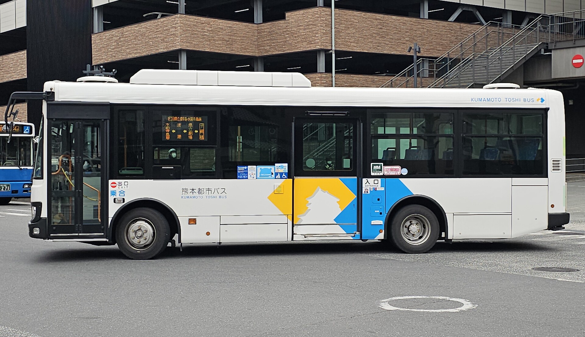 熊本都市バス 熊本200か1777 : 🚌BUS画像館熊本🚏九州産交バス 空港