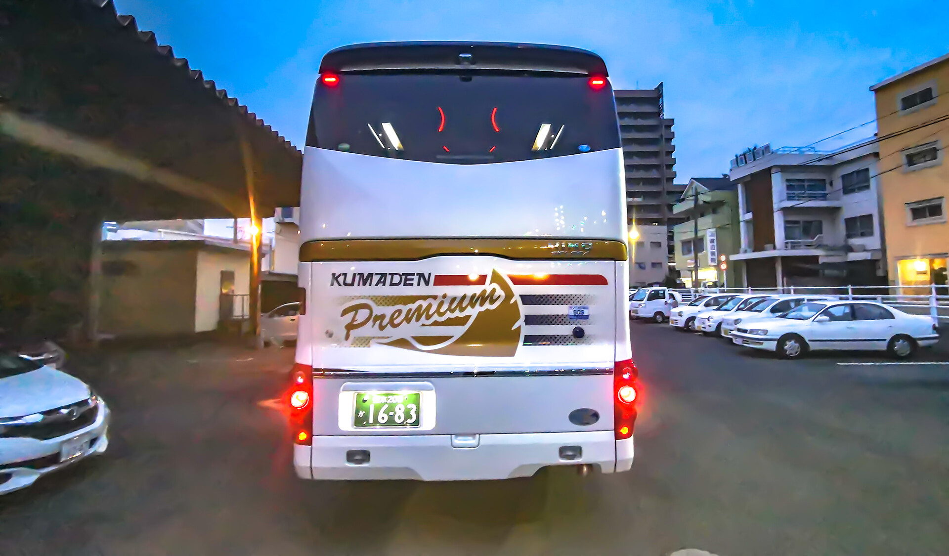 熊本電気鉄道 熊本200か1683 : 🚌BUS画像館熊本🚏九州産交バス 空港