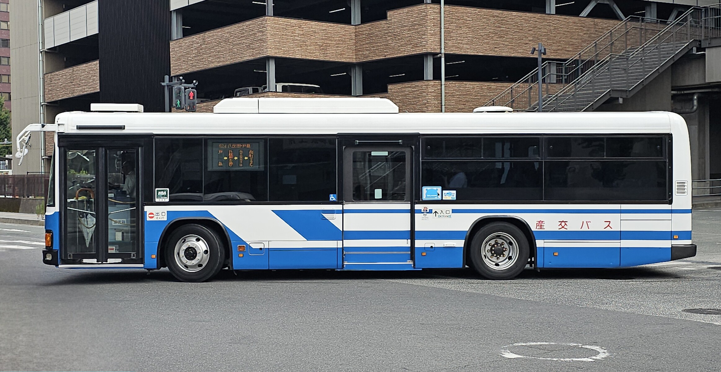 九州産交バス 熊本200か1723 : 🚌BUS画像館熊本🚏6月6日(土)から
