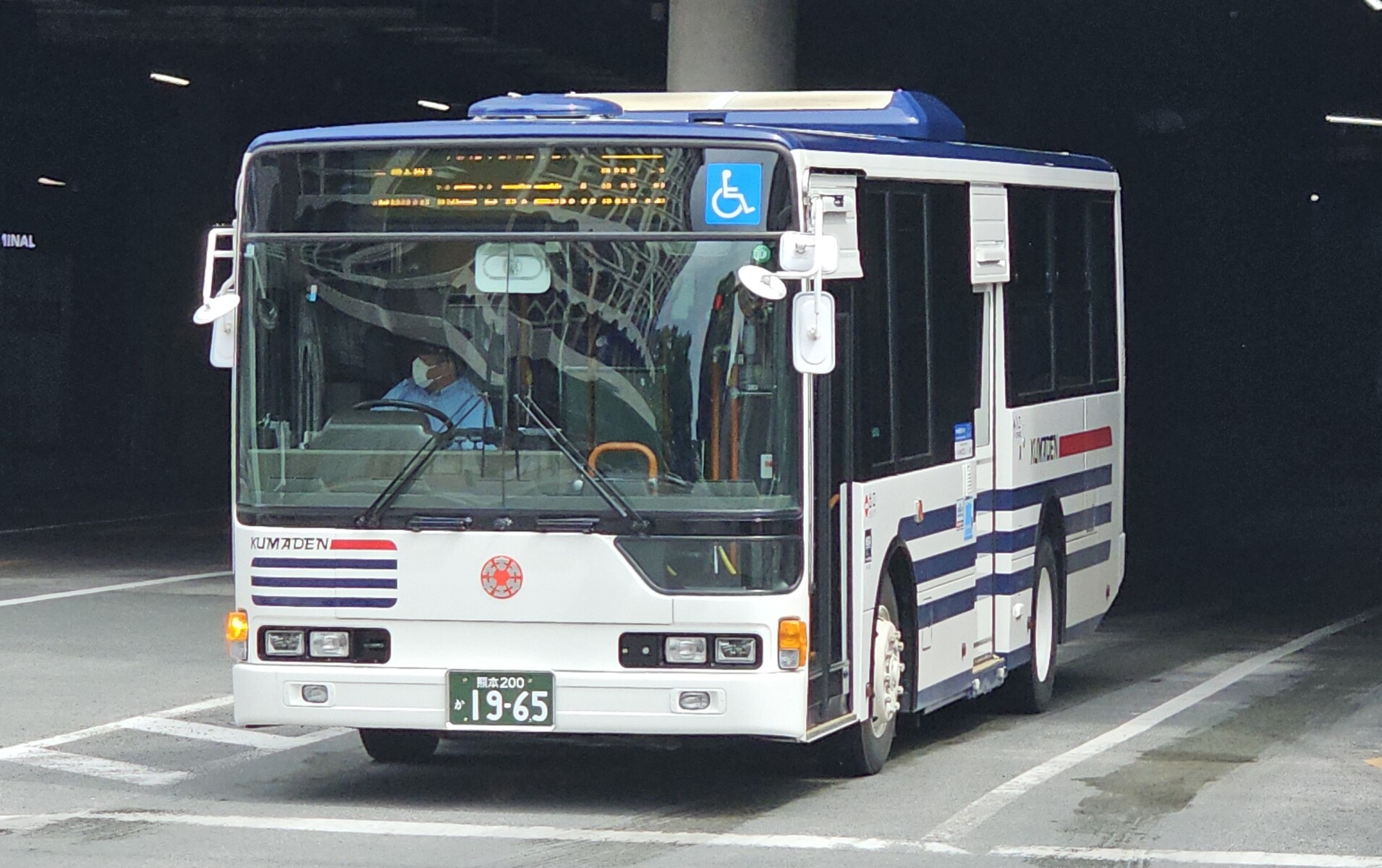 熊本電気鉄道 熊本200か1965 : 🚌BUS画像館熊本🚏九州産交バス 空港