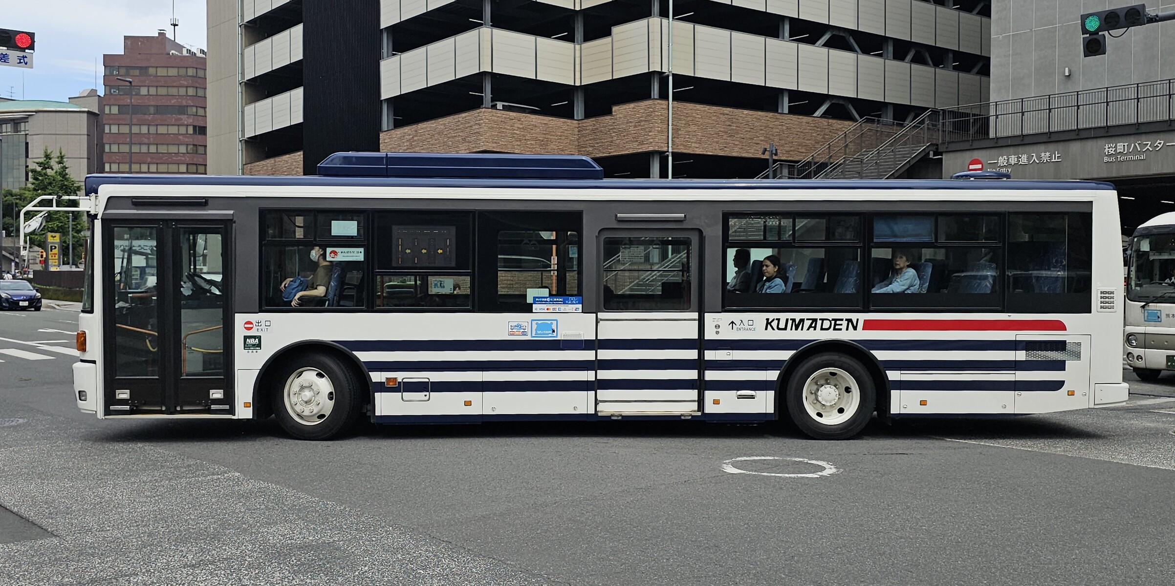 熊本電気鉄道 熊本200か607 : 🚌BUS画像館熊本🚏九州産交バス 空港