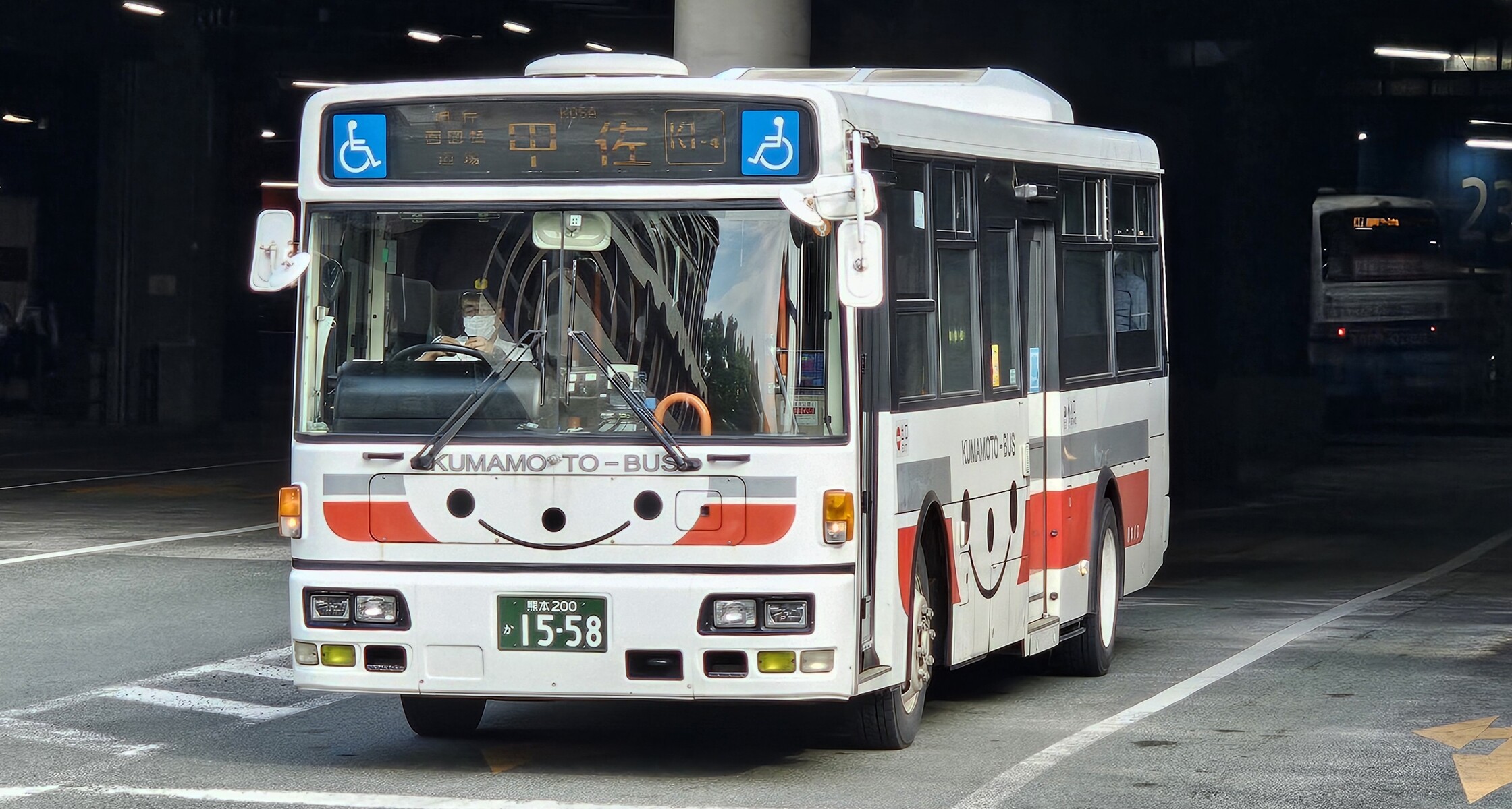 熊本バス 熊本200か1558 : 🚌BUS画像館熊本🚏くまモンのICカード
