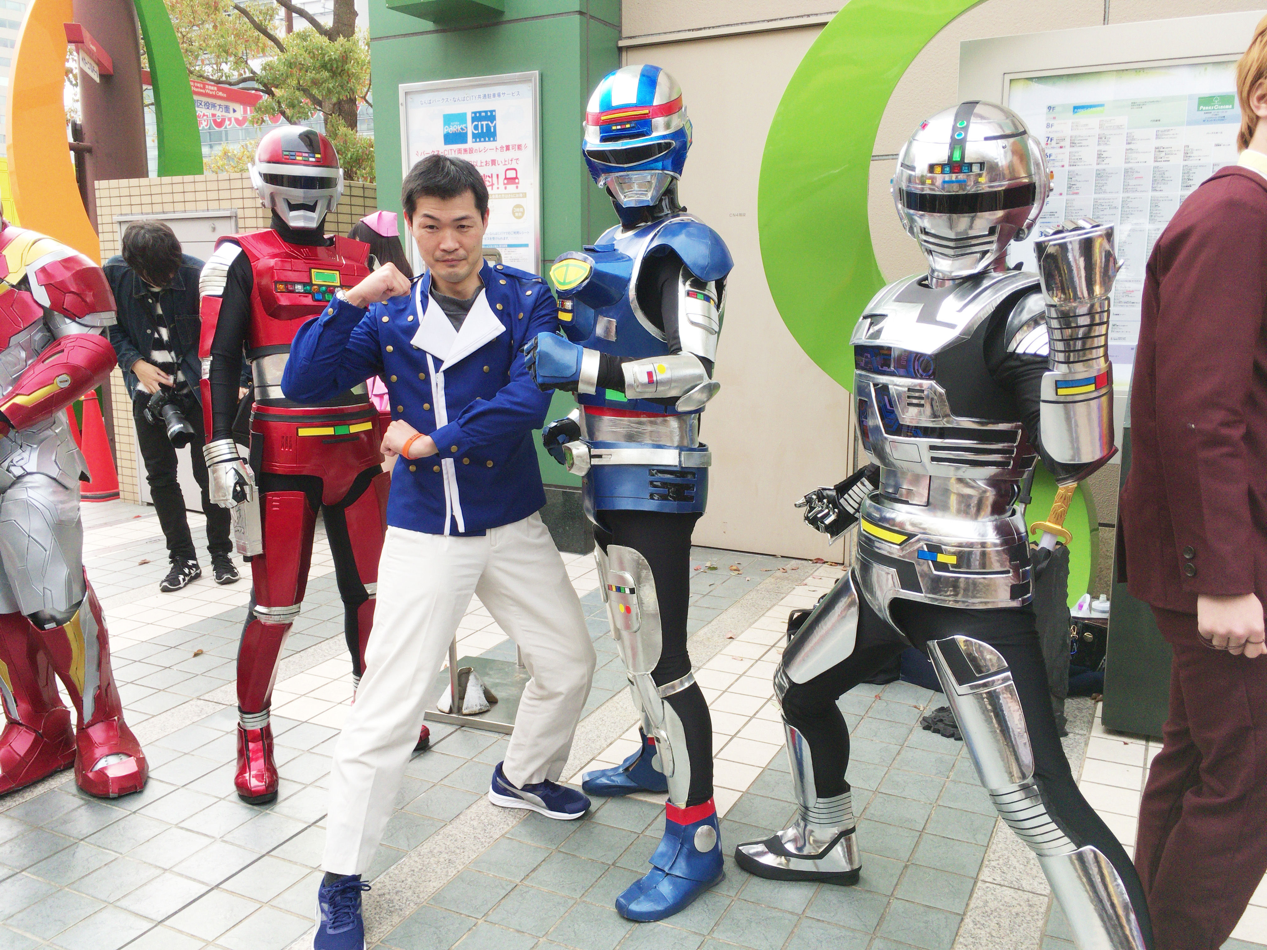 第14回日本橋ストリートフェスタ18 ようやく出会えた宇宙刑事ギャバン かつて大阪日本橋でんでんタウンで生まれ育ったおっちゃんの思い出ブログ 第14回日本橋ストリートフェスタ18 ようやく出会えた宇宙刑事ギャバン かつて大阪日本橋でんでんタウンで生まれ育ったおっちゃんの思い出ブログ
