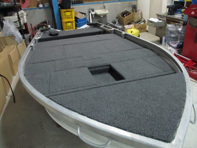 ステーサー420プラシド リフォーム作業 続き。 : 本日の船大工。 ステーサー420プラシド リフォーム作業 続き。 : 本日の船大工。