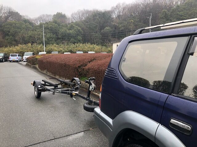 サイドブレーキのワイヤーが 本日の船大工