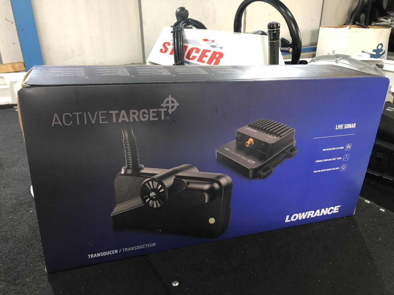 もう1艇、アクティブターゲットの取り付けなのです。 : 本日の船 もう1艇、アクティブターゲットの取り付けなのです。 : 本日の船