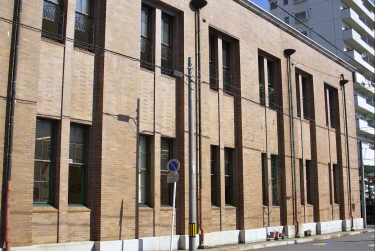 吉田鉄郎と昭和初期の逓信建築 〜近代建築家列伝・50〜 : Architecの