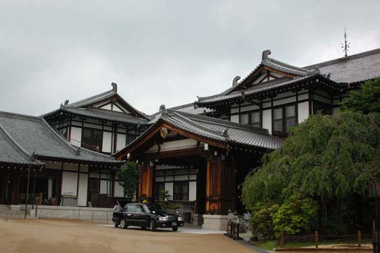 辰野金吾 ① 〜近代建築家列伝・5-1〜 : Architecの寄りみちカメラ