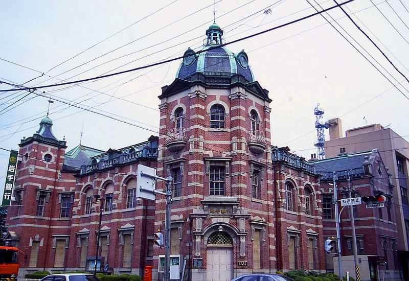 辰野金吾 ① 〜近代建築家列伝・5-1〜 : Architecの寄りみちカメラ