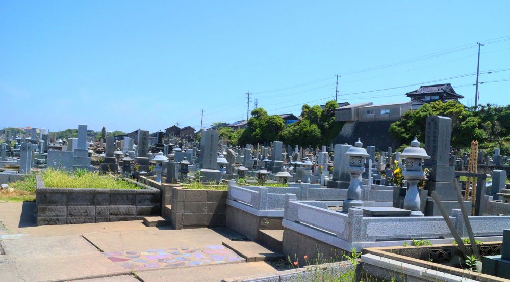 Architecの寄りみちカメラ 鳥取 琴浦町 東伯郡 花見潟墓地から赤碕港へ