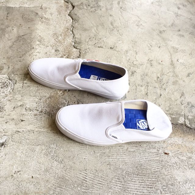 Unusedのcapとvans Slip On Sf Knock Out Blog