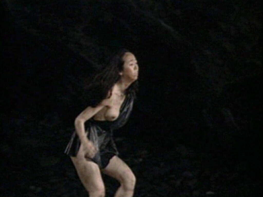和装緊縛美女sm 直立緊縛画像  美しき女性の緊縛美 (485) 逃げようとする美女 (1) : ko_c_sanのblog